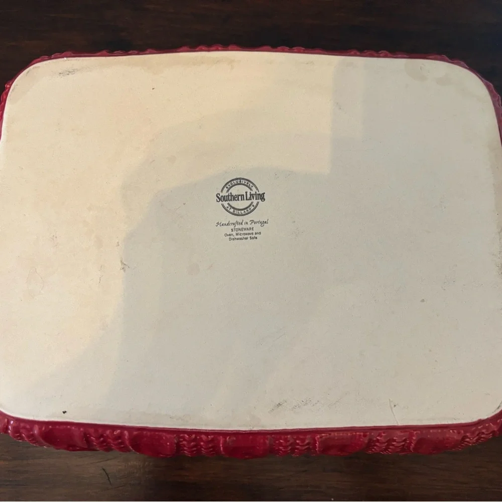 Southern Living Exclusively At Dillard’s Cinnabar Red Baking/Casserole Dish - Picture 4 of 5